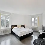 Apartment Swiss Star California - Self Check-in