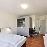 Swiss Star California - Self Check-in Apartment