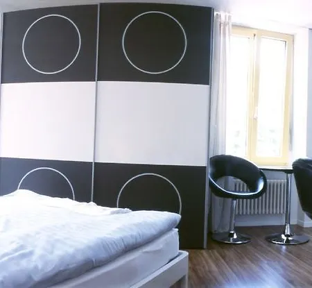 Apartment Swiss Star California - Self Check-in Zurich