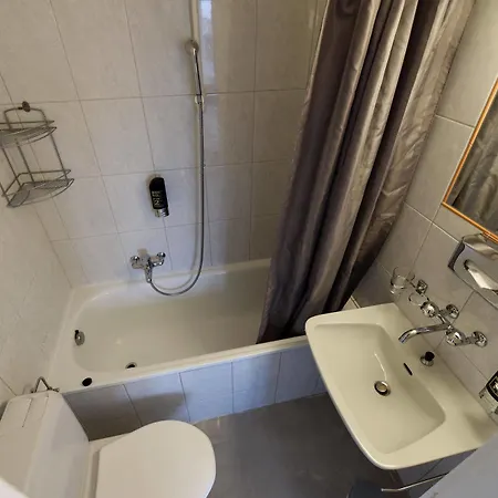Apartment Swiss Star California - Self Check-in Zurich