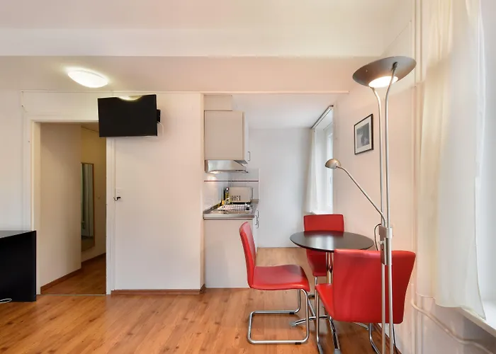 Swiss Star California - Self Check-in Apartment Zurich