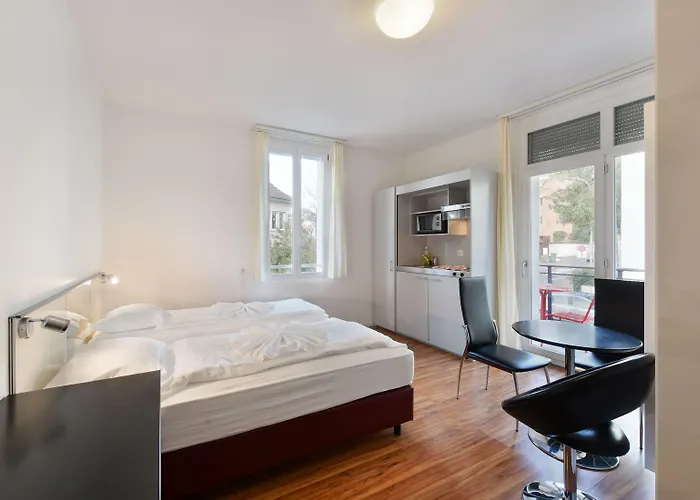 Swiss Star California - Self Check-in