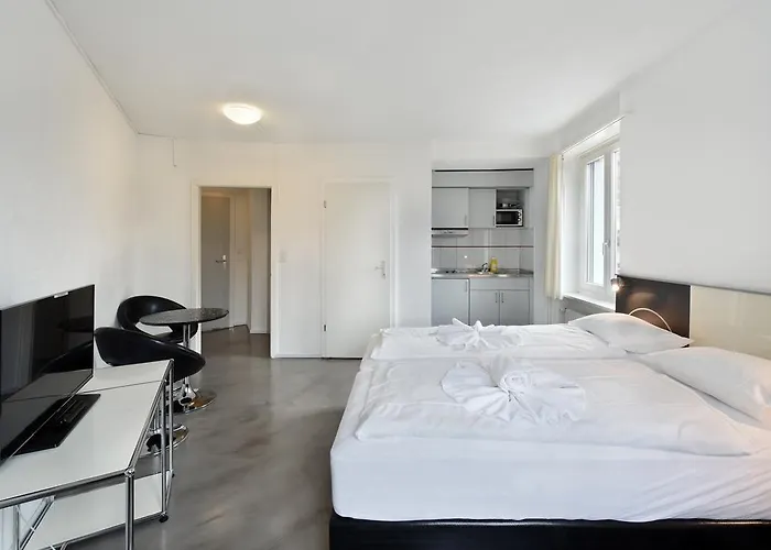 Swiss Star California - Self Check-in Apartment *