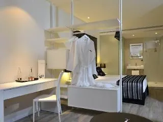 Swiss Star California - Self Check-in Zurich