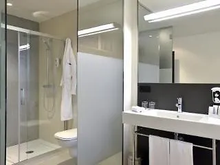 Swiss Star California - Self Check-in *