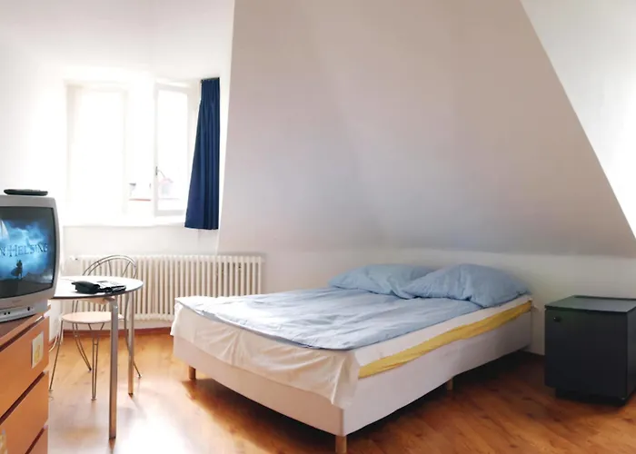 Swiss Star California - Self Check-in Apartment