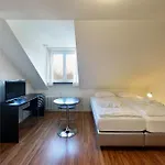 Swiss Star California - Self Check-in Apartamento