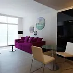 Swiss Star California - Self Check-in Apartamento *